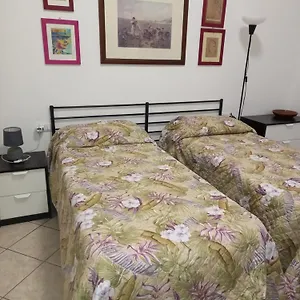 Nenna Quarto em Acomodações Particulares